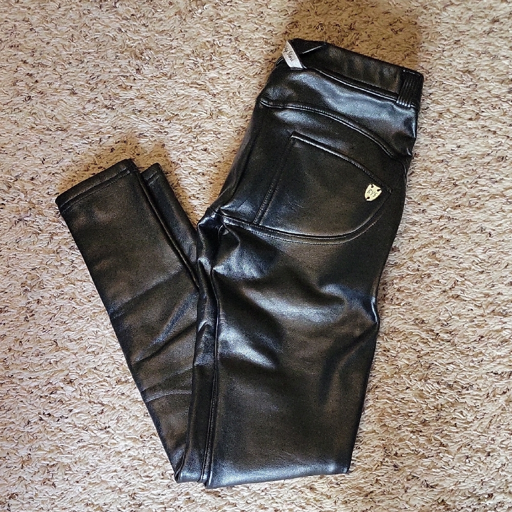 Elegant Black Women's Jeggings